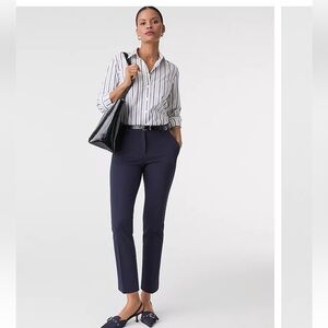 Ann Taylor The Petite Eva Ankle Pant in Ponte NWT